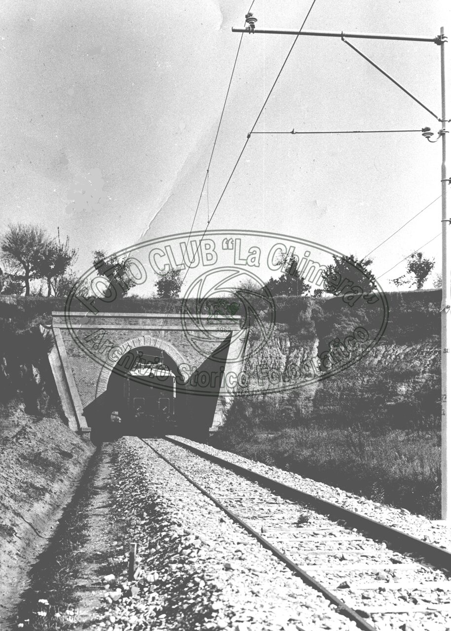 Elettrotreno in Valdichiana