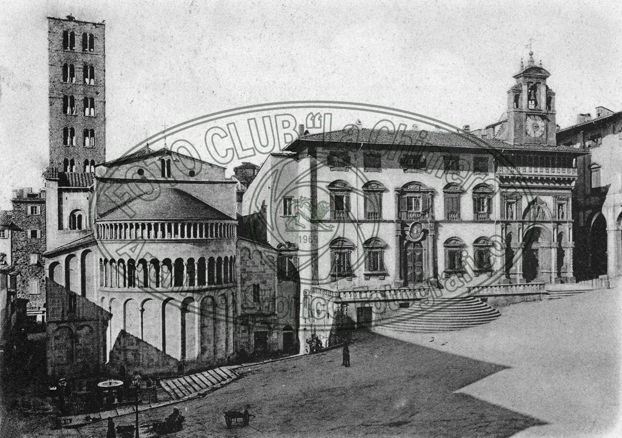 Scorcio di Piazza Grande