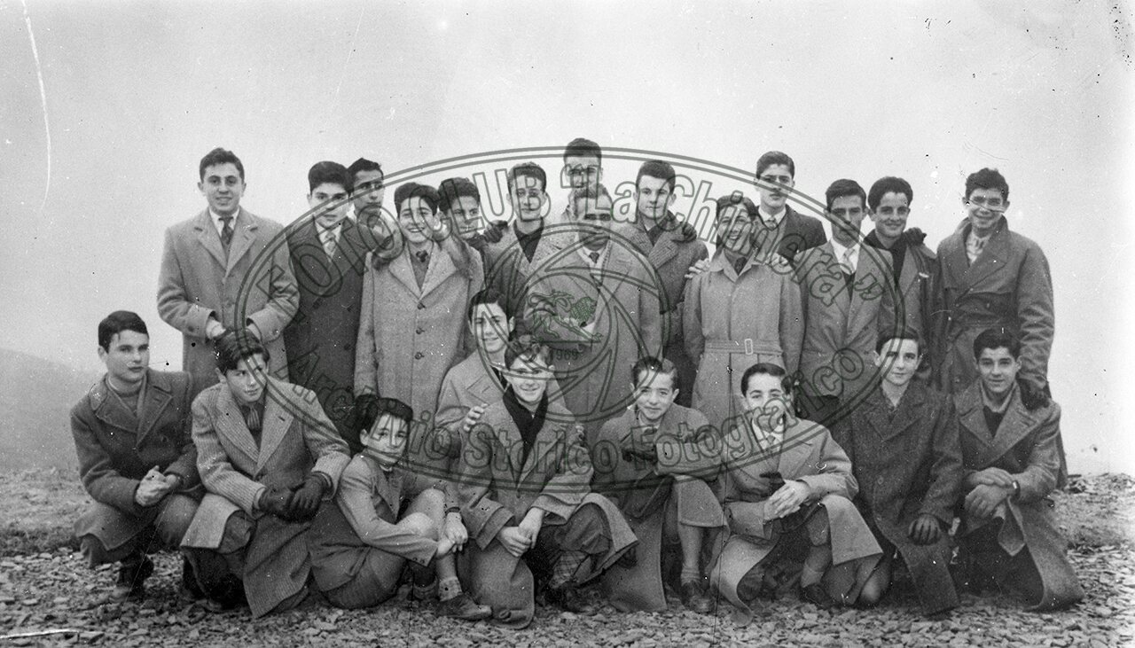 Gruppo di ginnasti