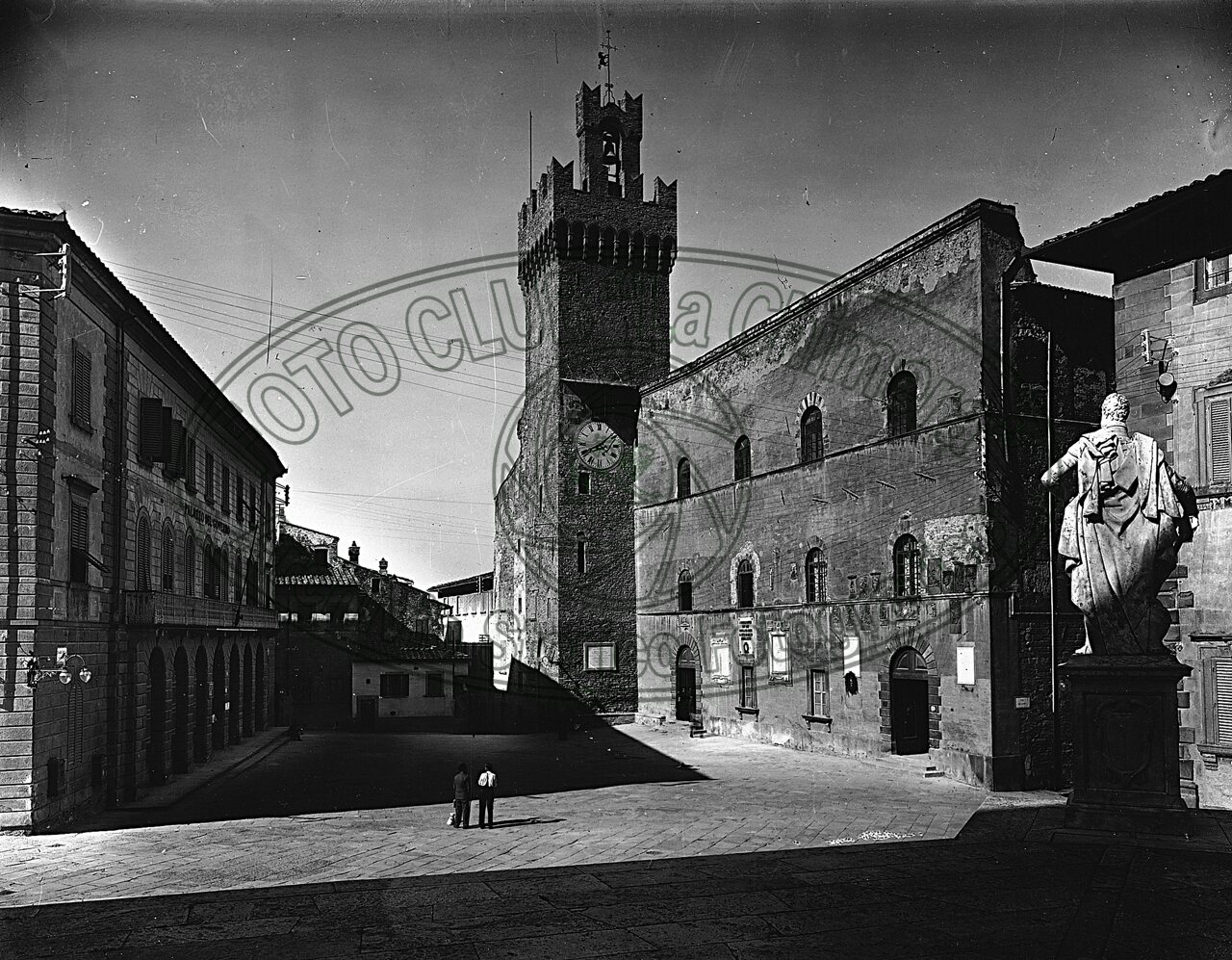 Piazza del Comune (dei Priori, della Libertà)