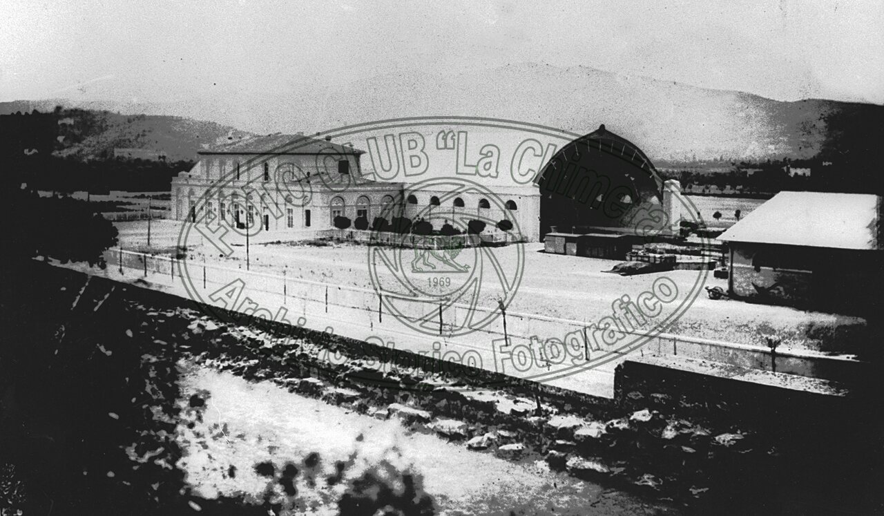 Stazione ferroviaria