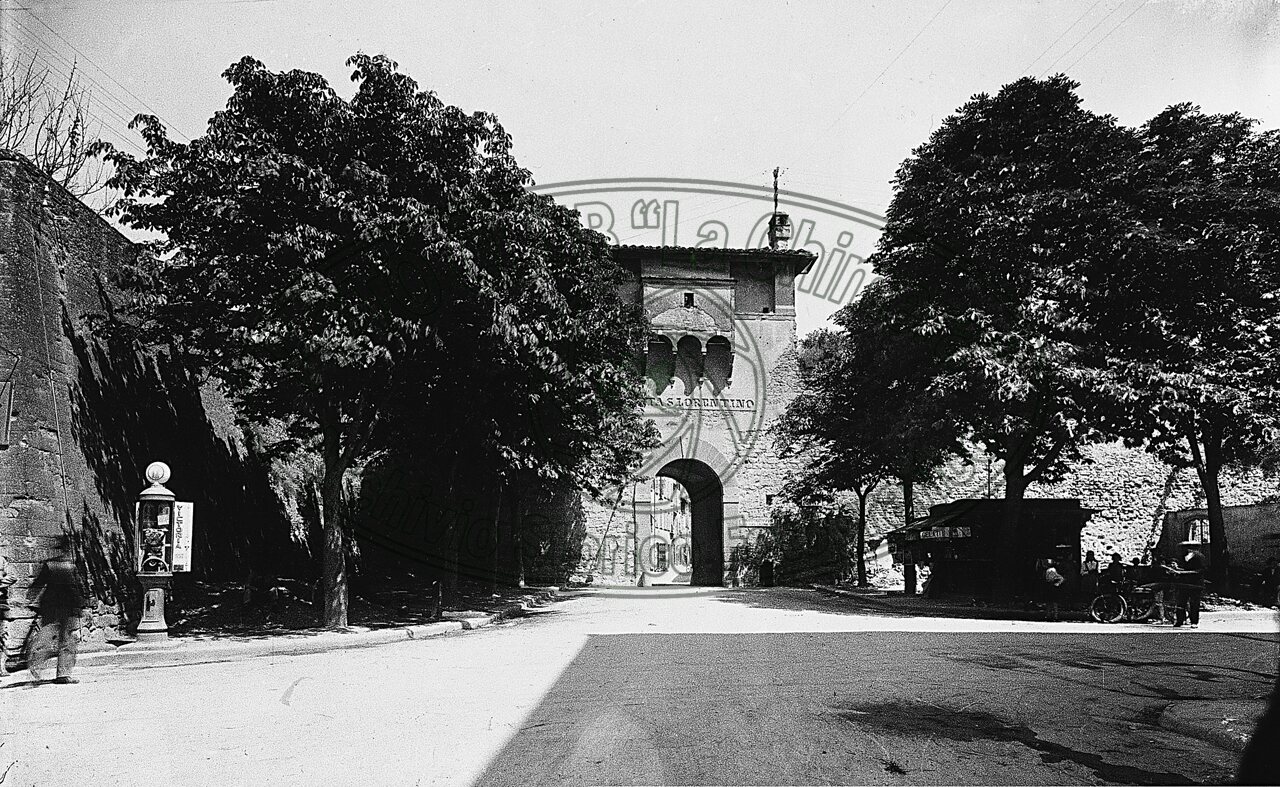 Porta S. Lorentino (già Porta Fiorentina)