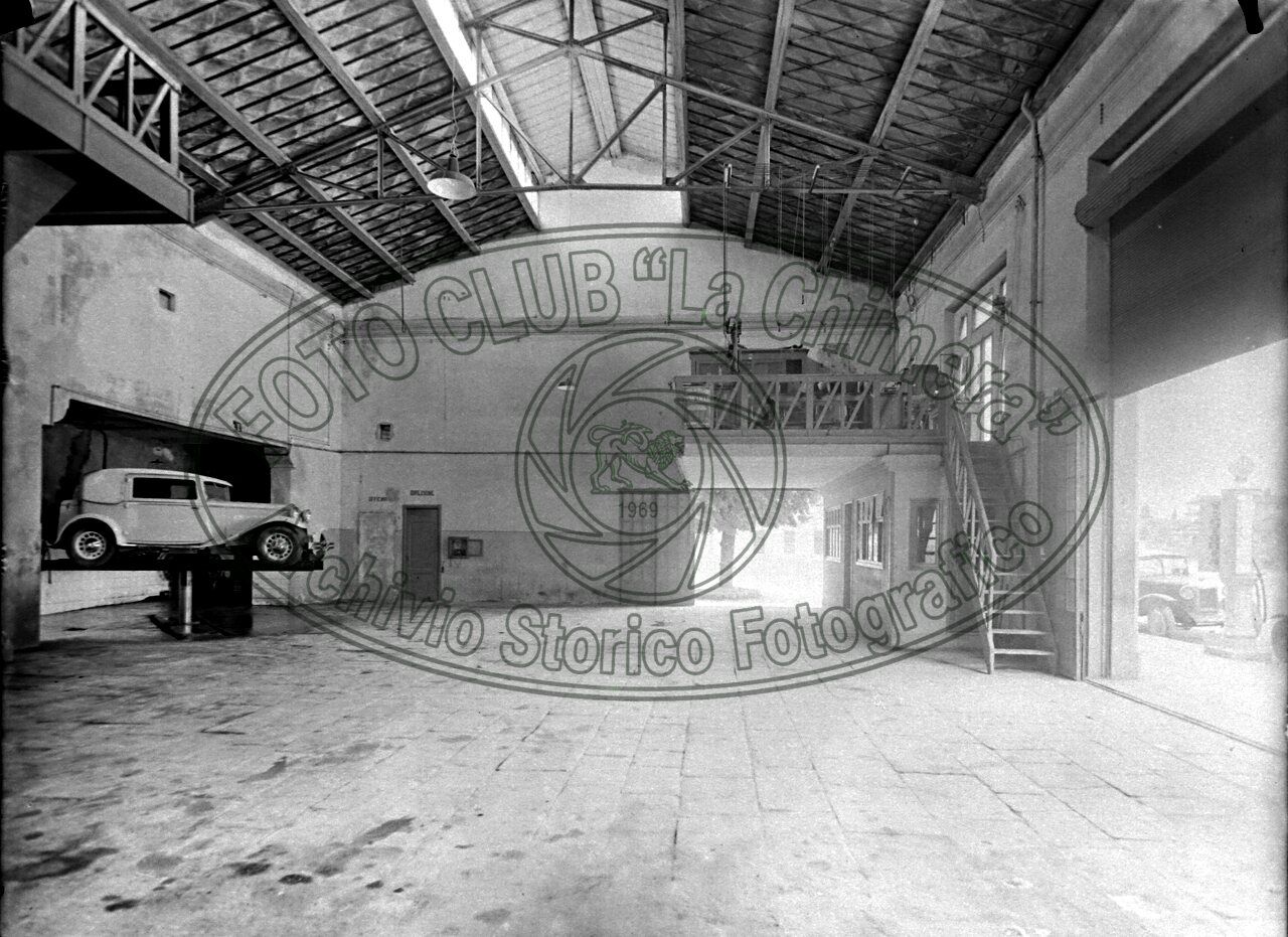 Garage Moderno