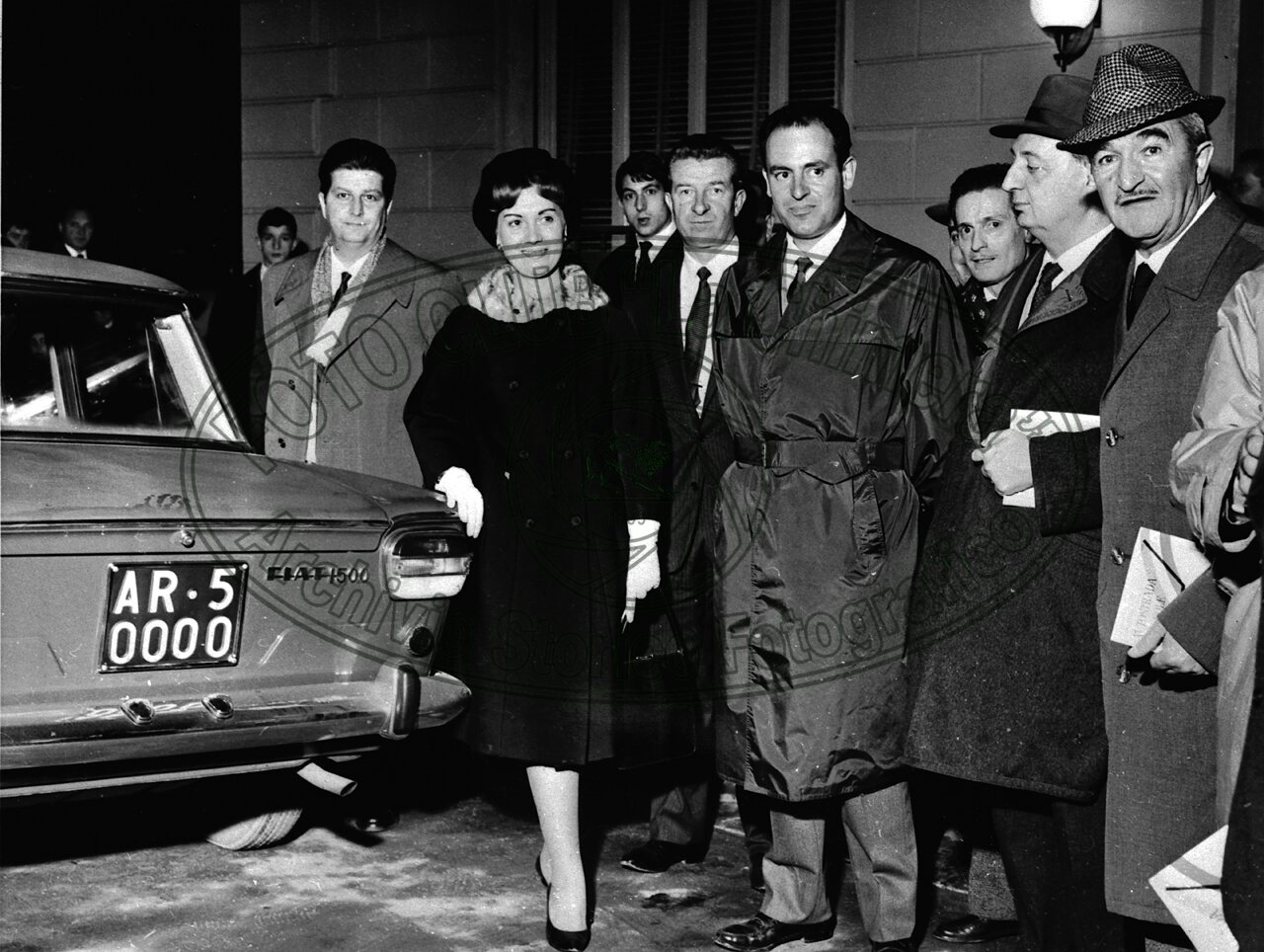 Consegna della targa auto AR 50000