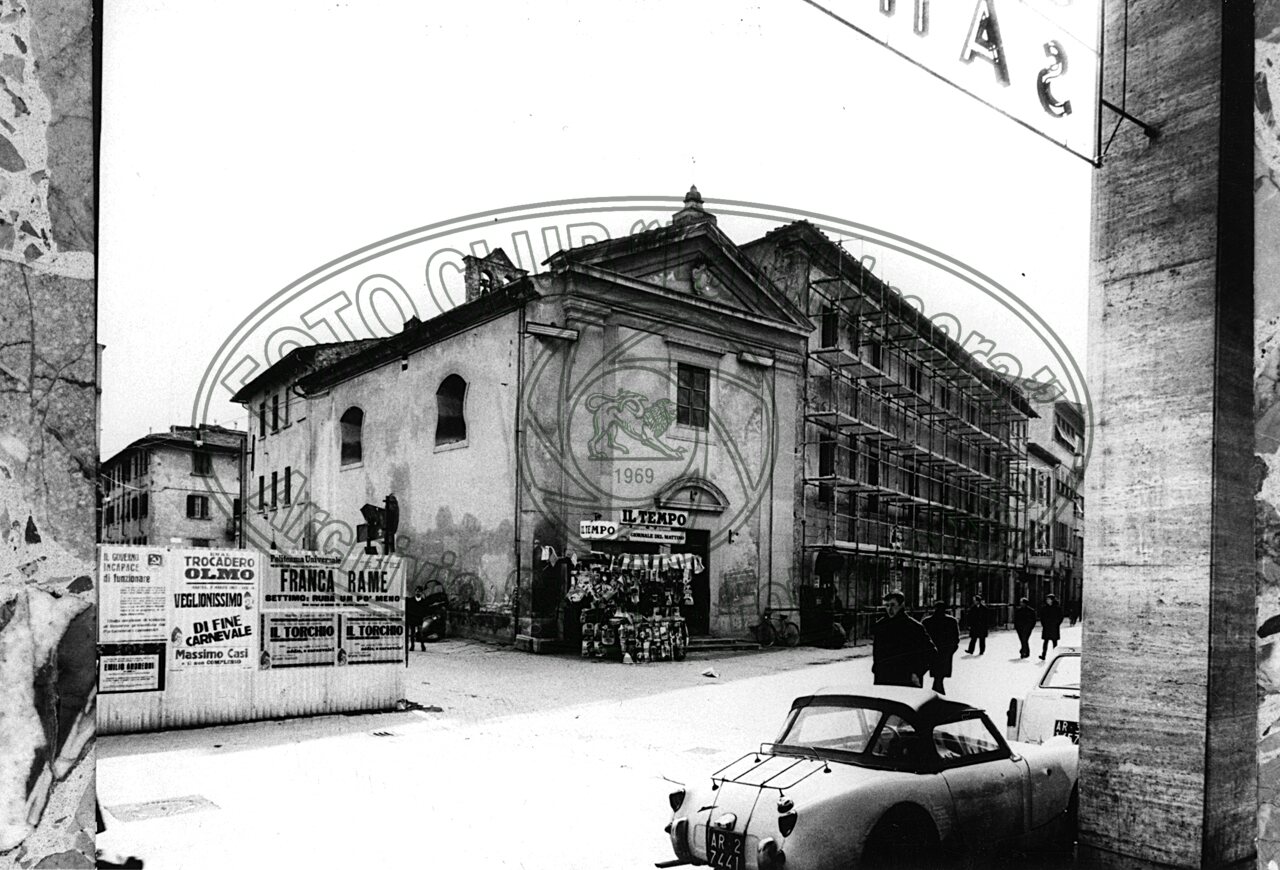 Piazza S. Iacopo (Jacopo)