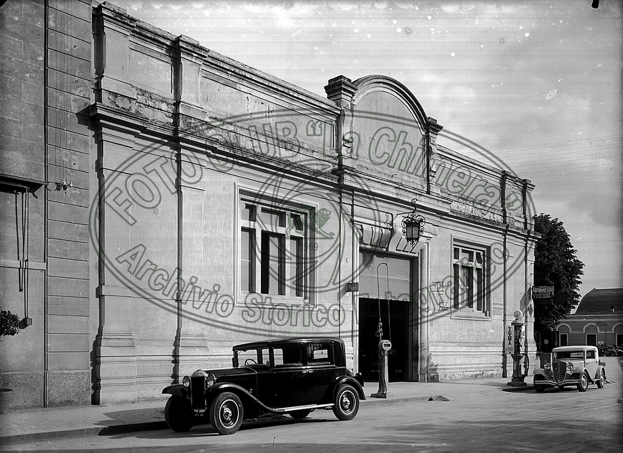 Garage Moderno