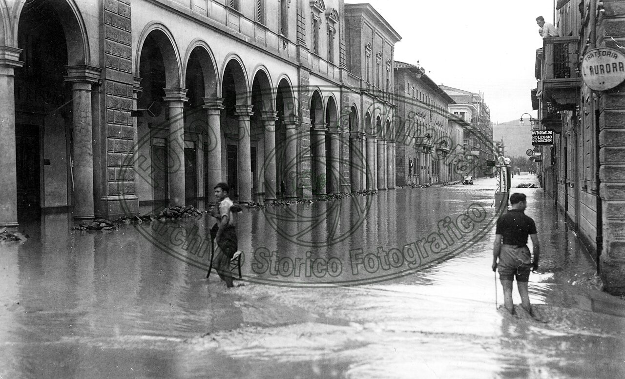 Alluvione in Via Roma