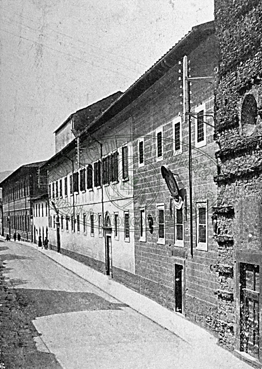 Via Garibaldi