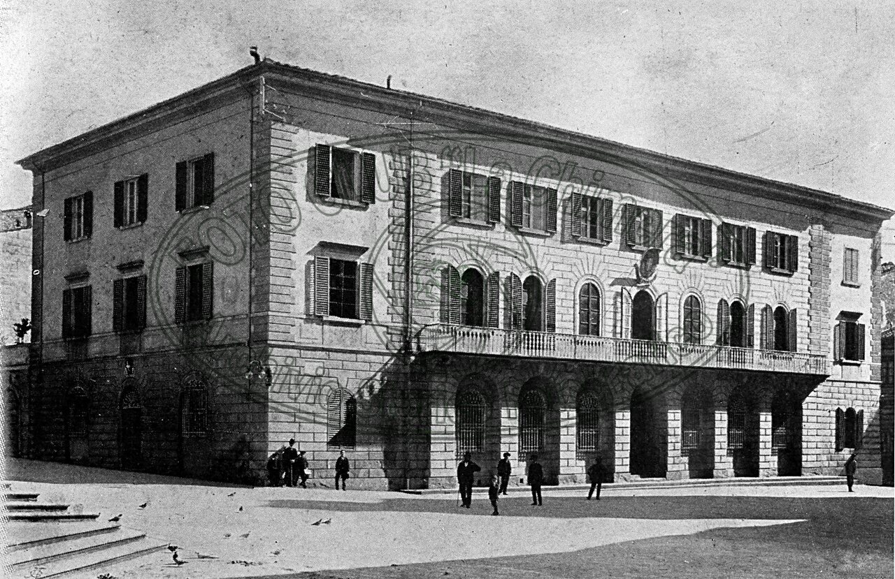 Piazza del Comune (dei Priori, della Libertà)