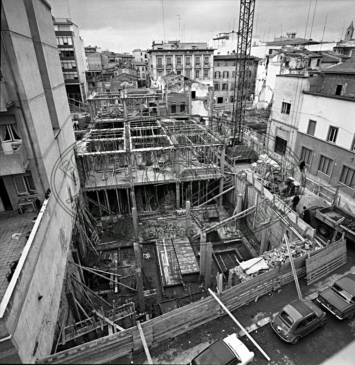 Piazza S. Iacopo (Jacopo)