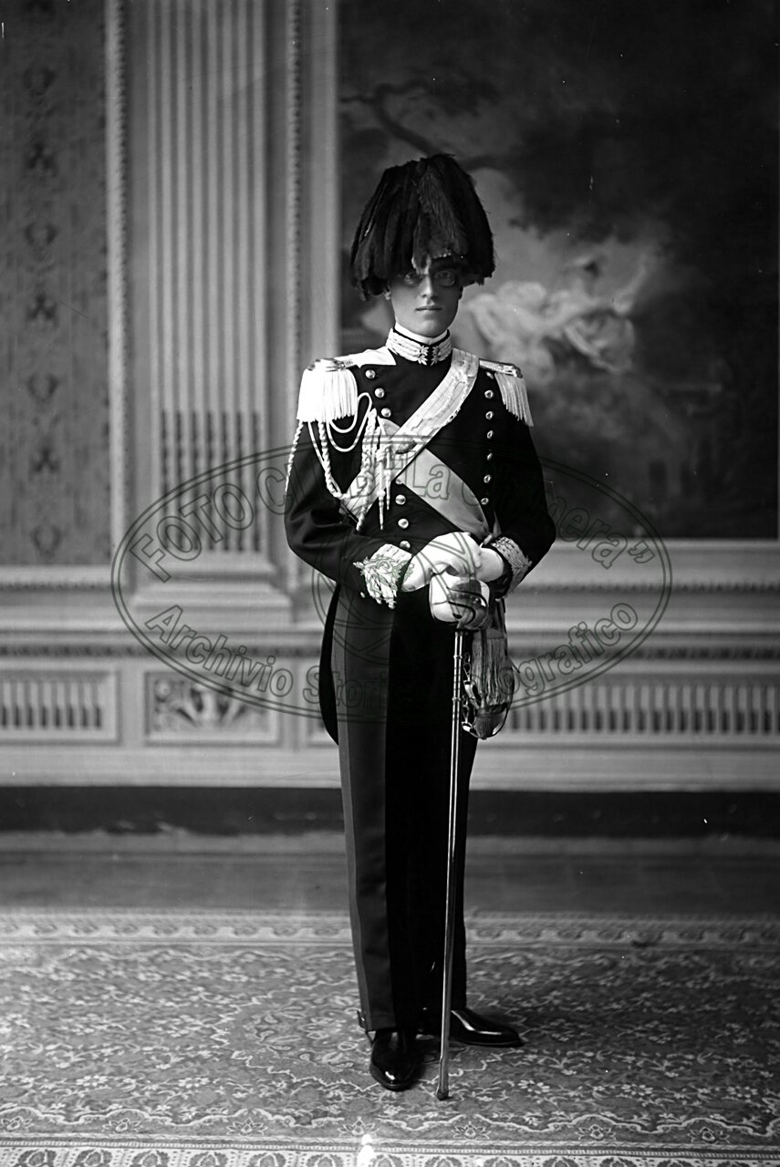 Figura di uomo in studio