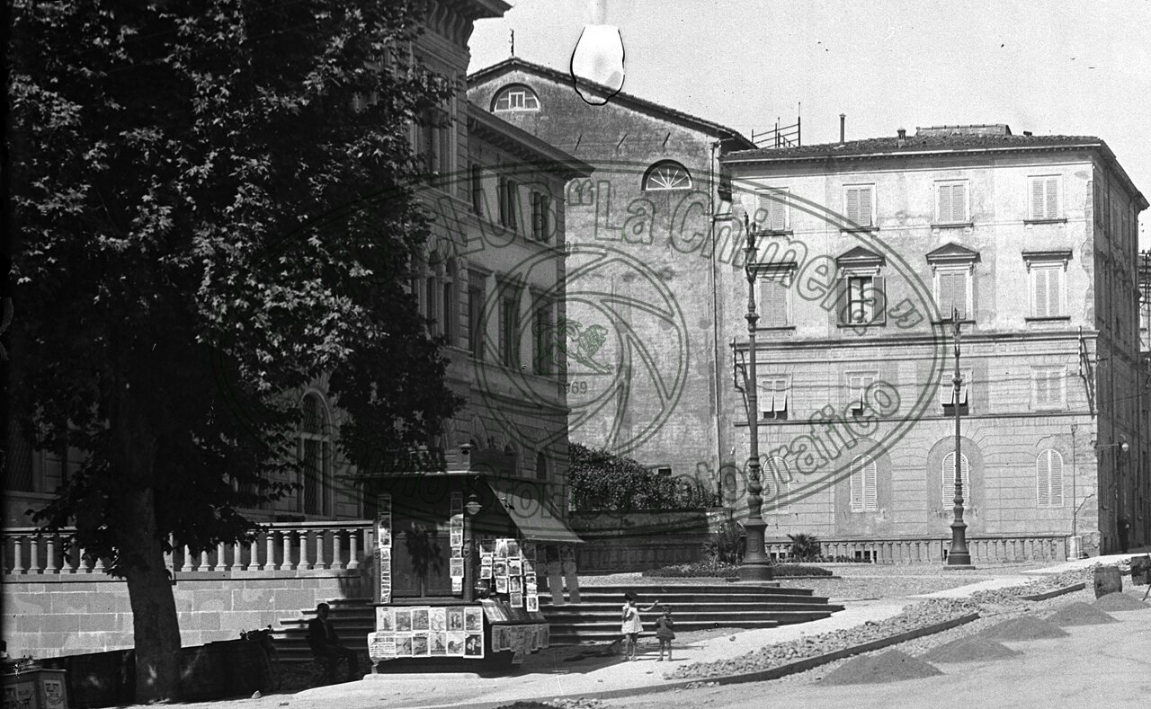 Chiosco di giornali