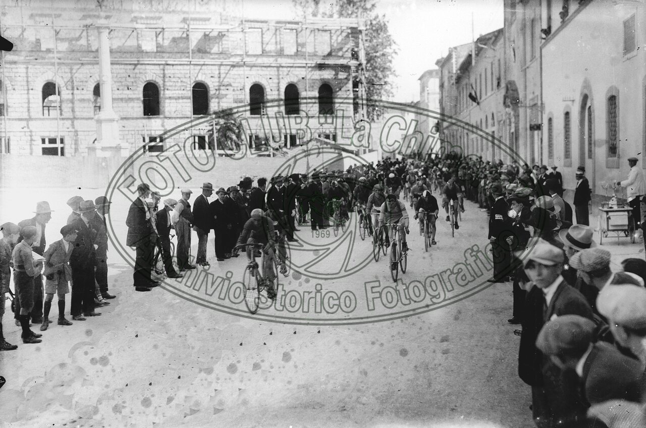 Corsa ciclistica in città