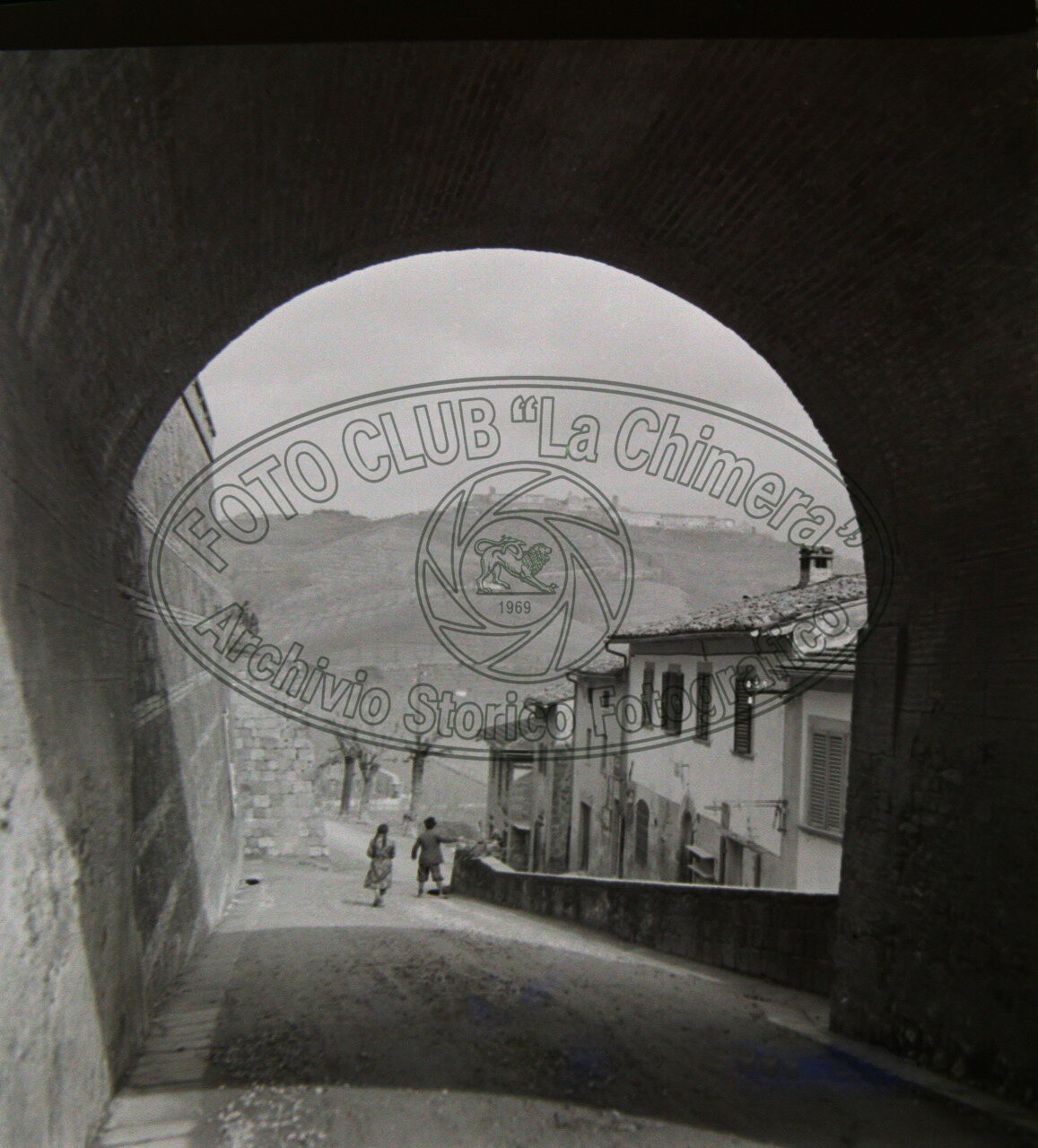 Panorama visto da un tunnel