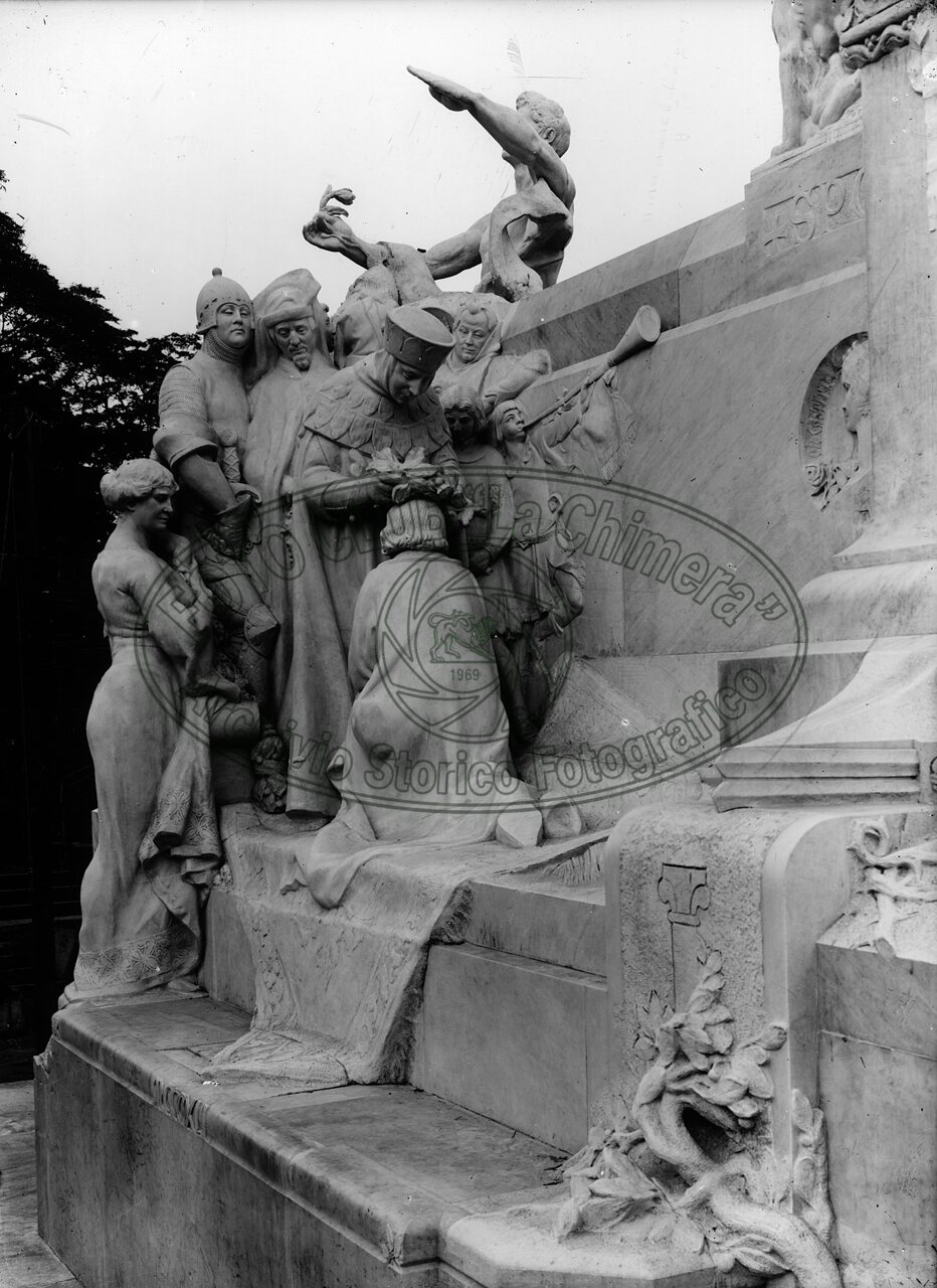 Monumento a Petrarca