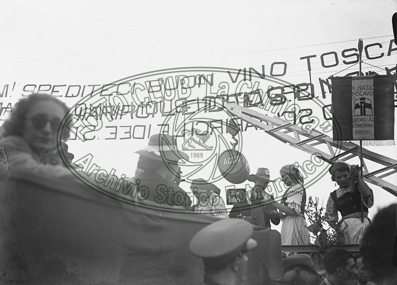 Propaganda fascista per l’autarchia