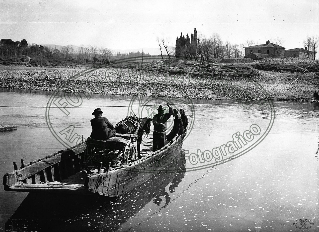 Traghetto sull’Arno