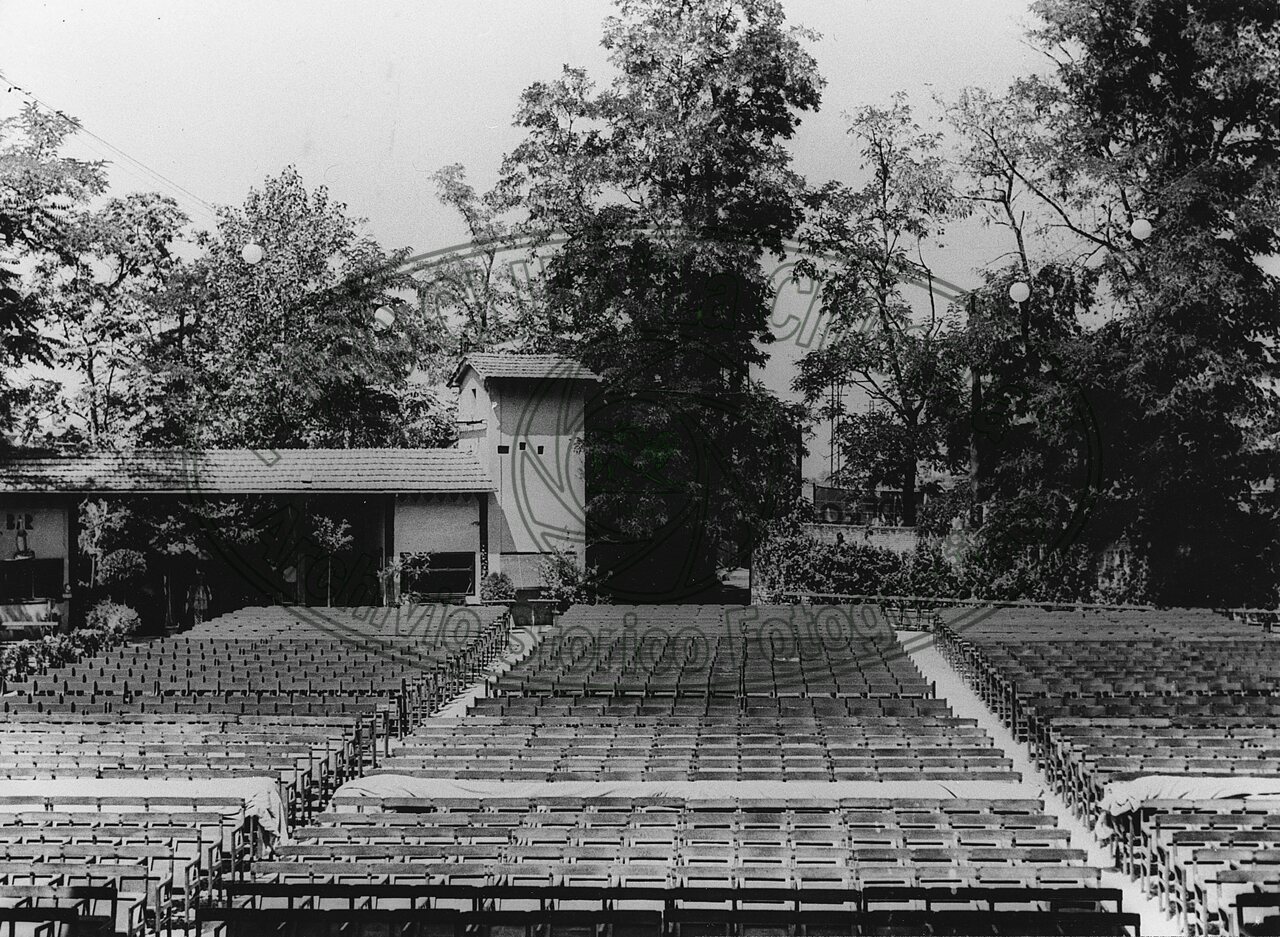 Arena Eden
