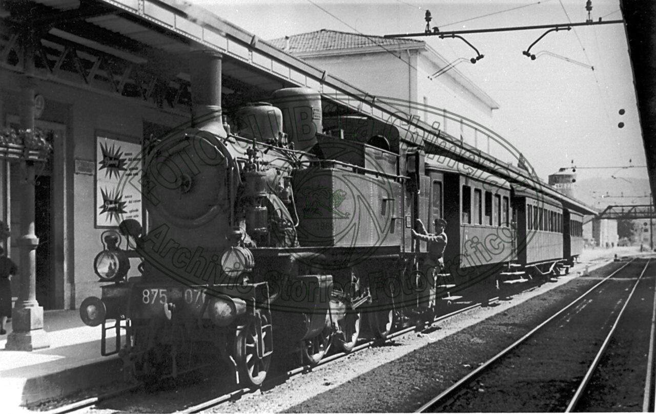 Treno della linea Arezzo - Pratovecchio-Stia