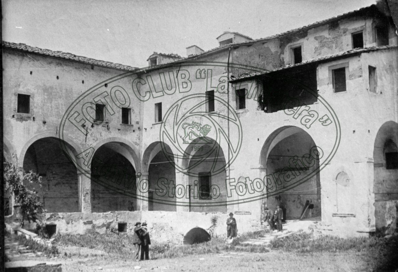 Interno del “Conventaccio” in Via Porta Buja