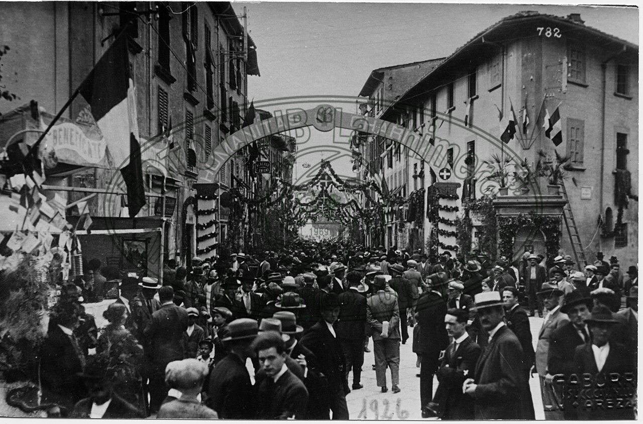Piazza S. Iacopo (Jacopo)