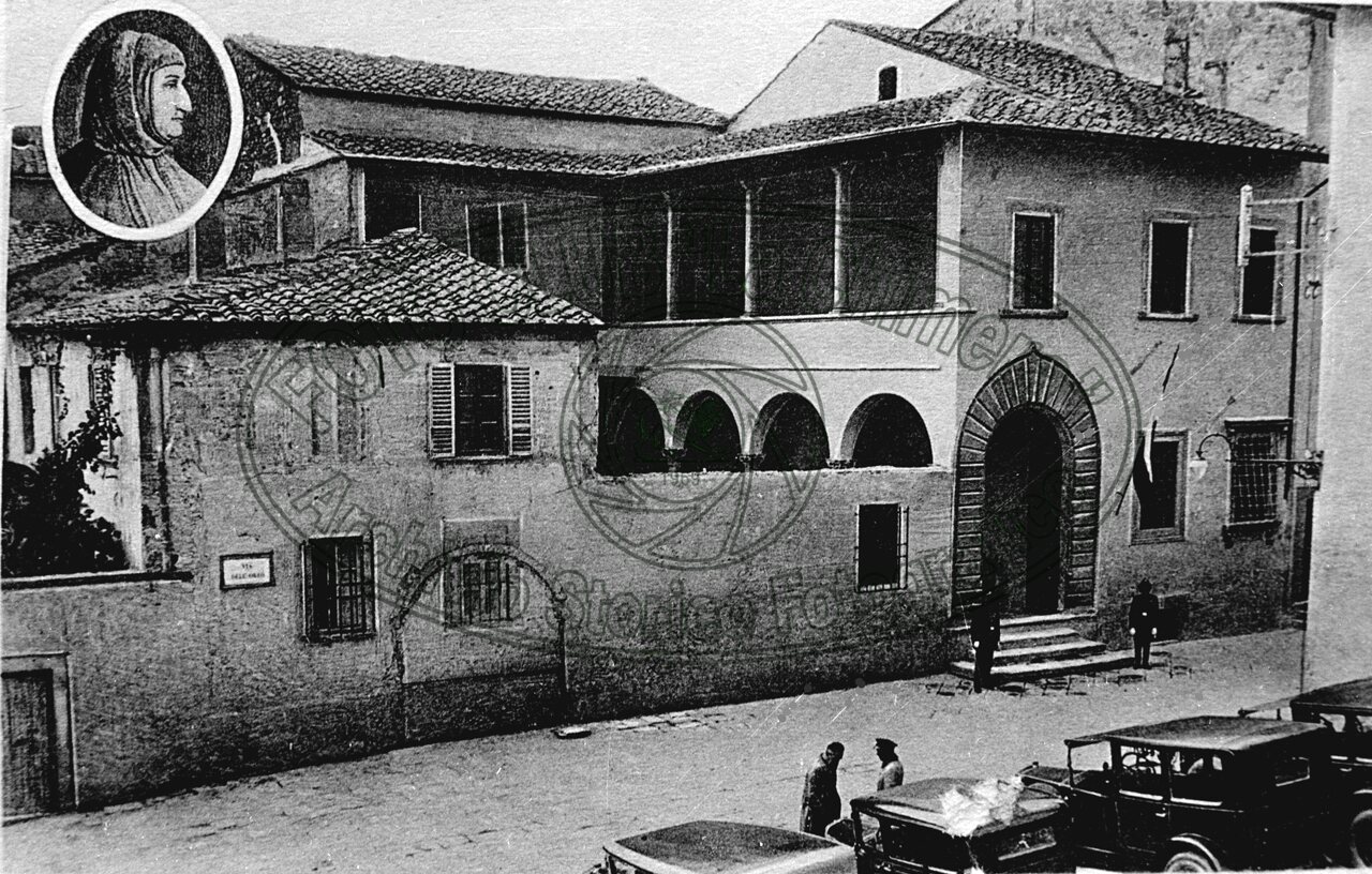 La casa del Petrarca all’inizio di Via del’Orto