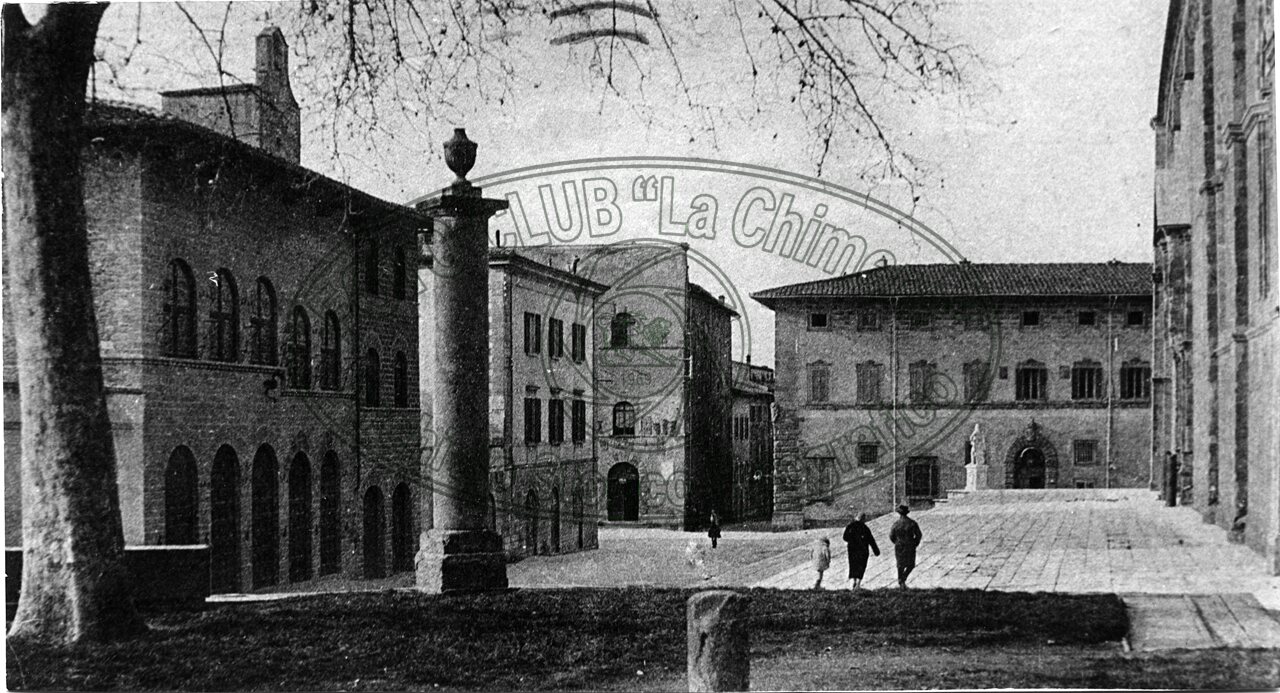 Via Ricasoli e sagrato del Duomo