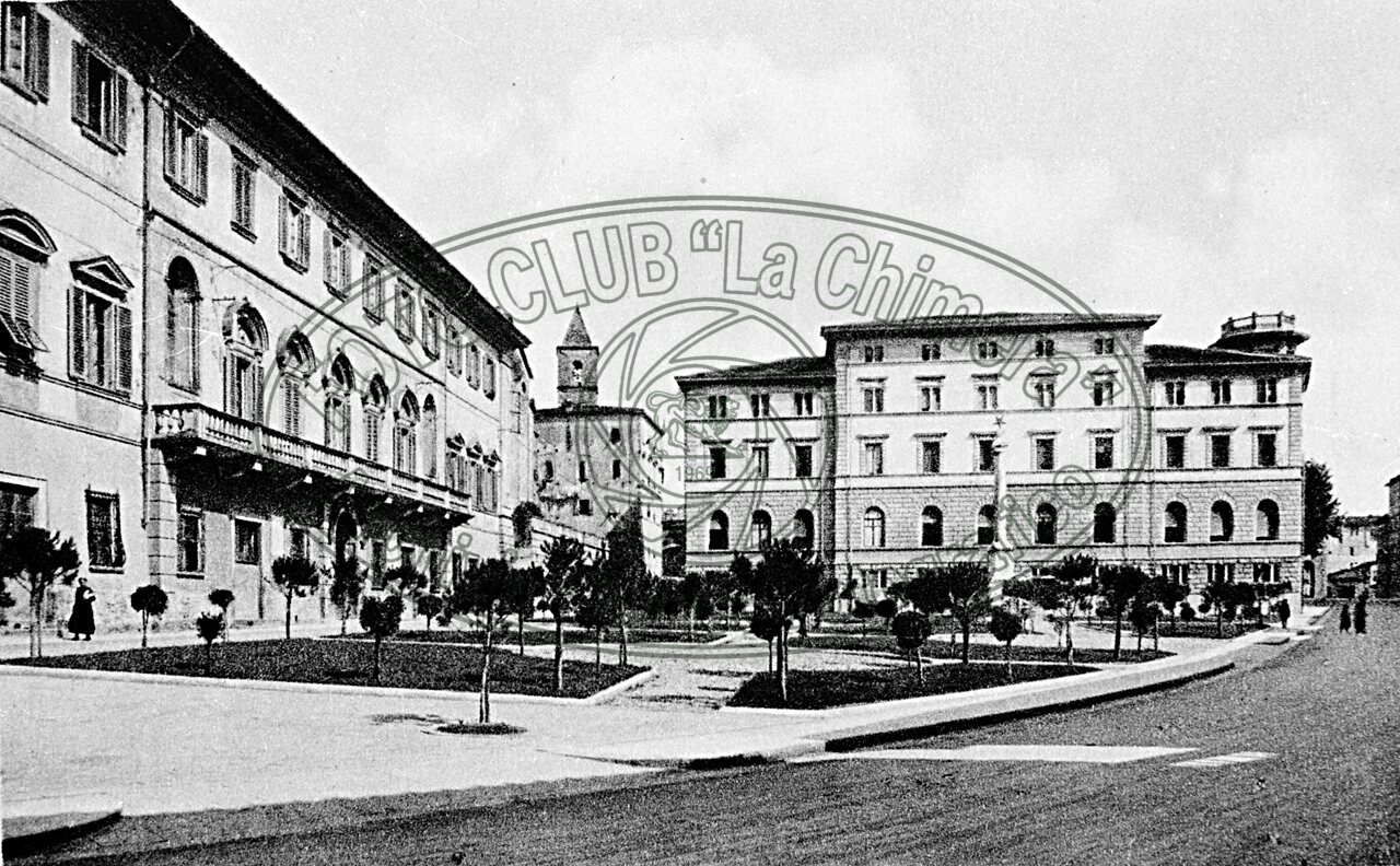 Panoramica di Piazza del Popolo
