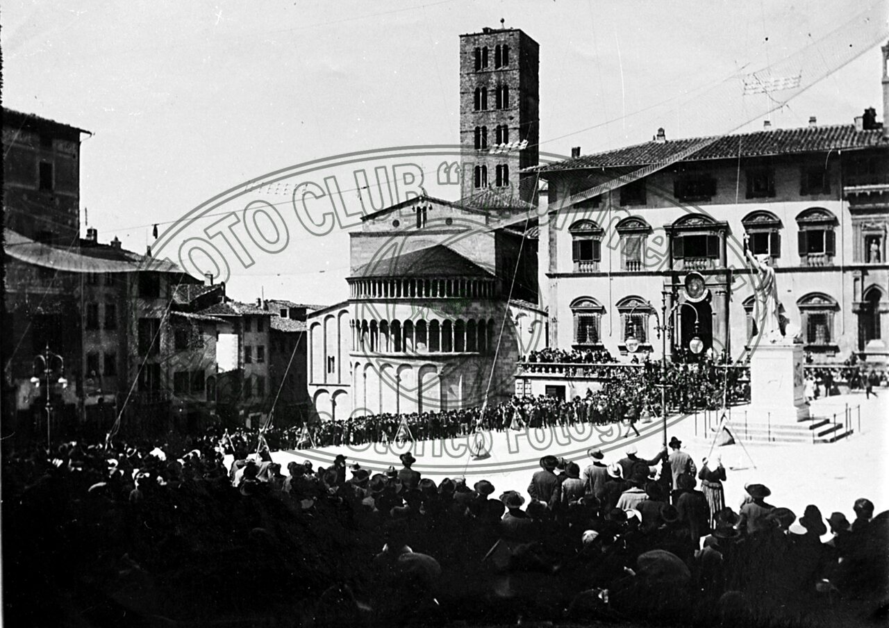 Funambolo in Piazza Grande (o Vasari)