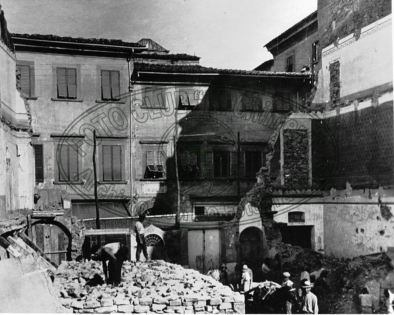 Costruzione dell’asse Via Roma - Via Crispi