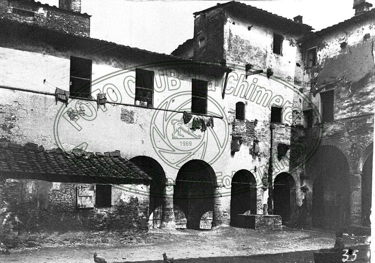 Interno del “Conventaccio” in Via Porta Buja