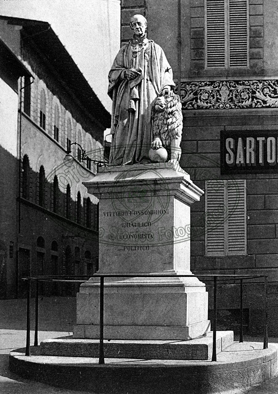 Monumento a Vittorio Fossombroni