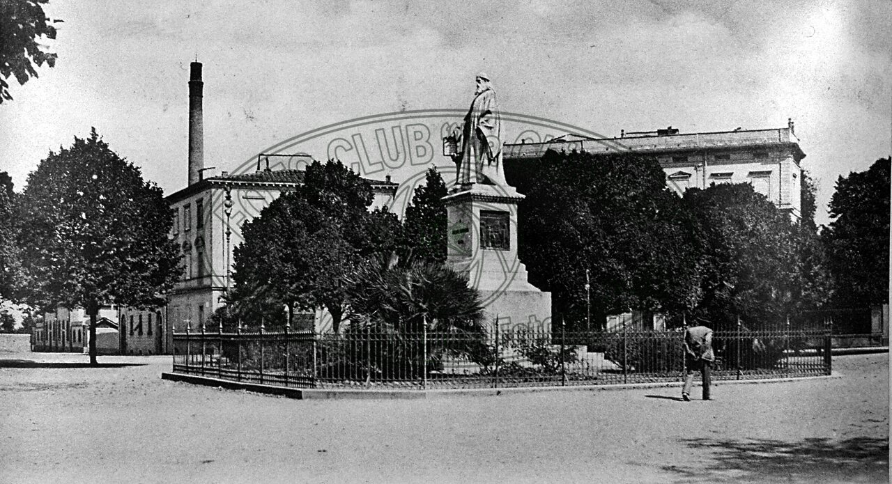 Piazza Guido Monaco