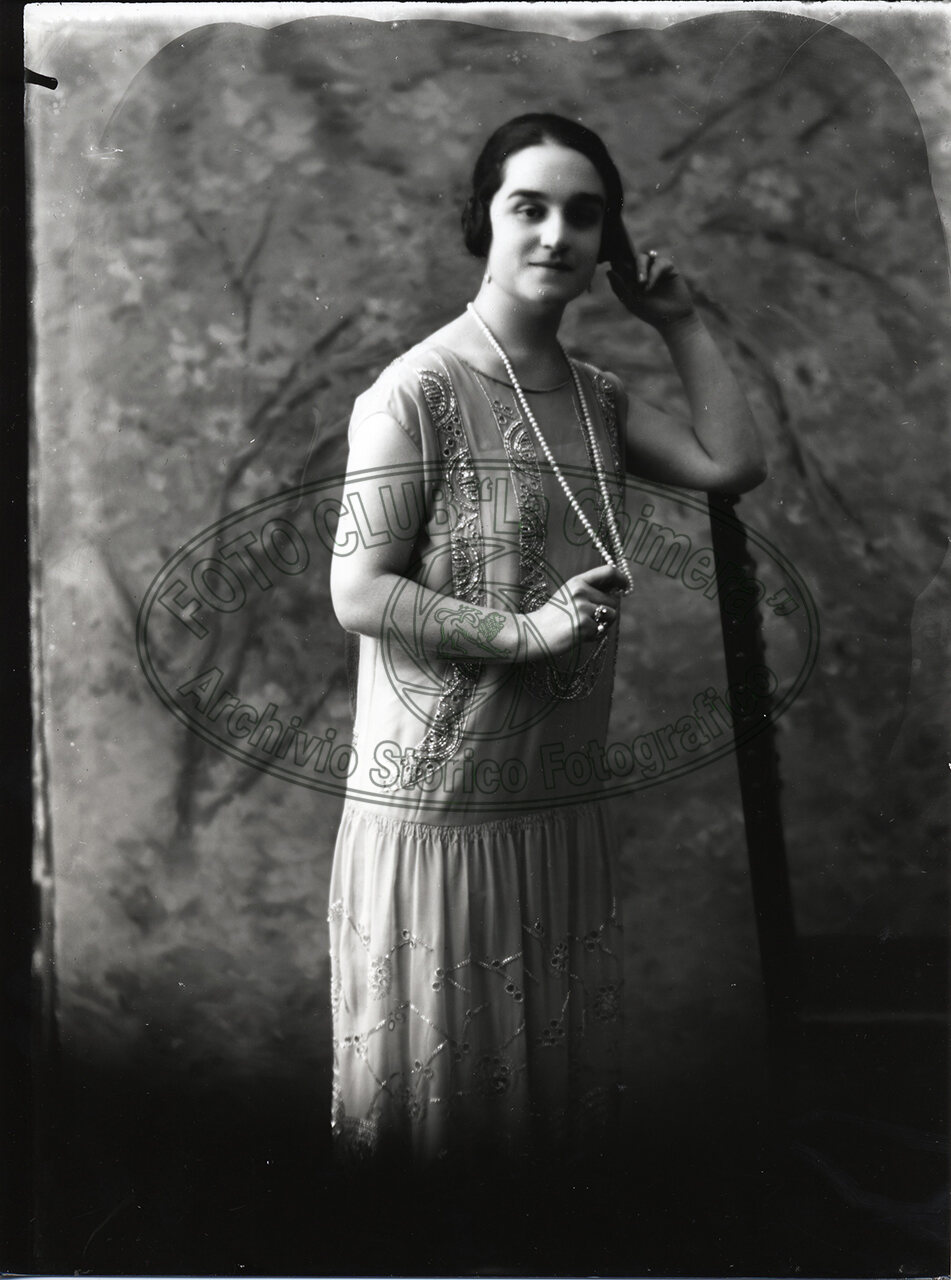 Ritratto Di Donna