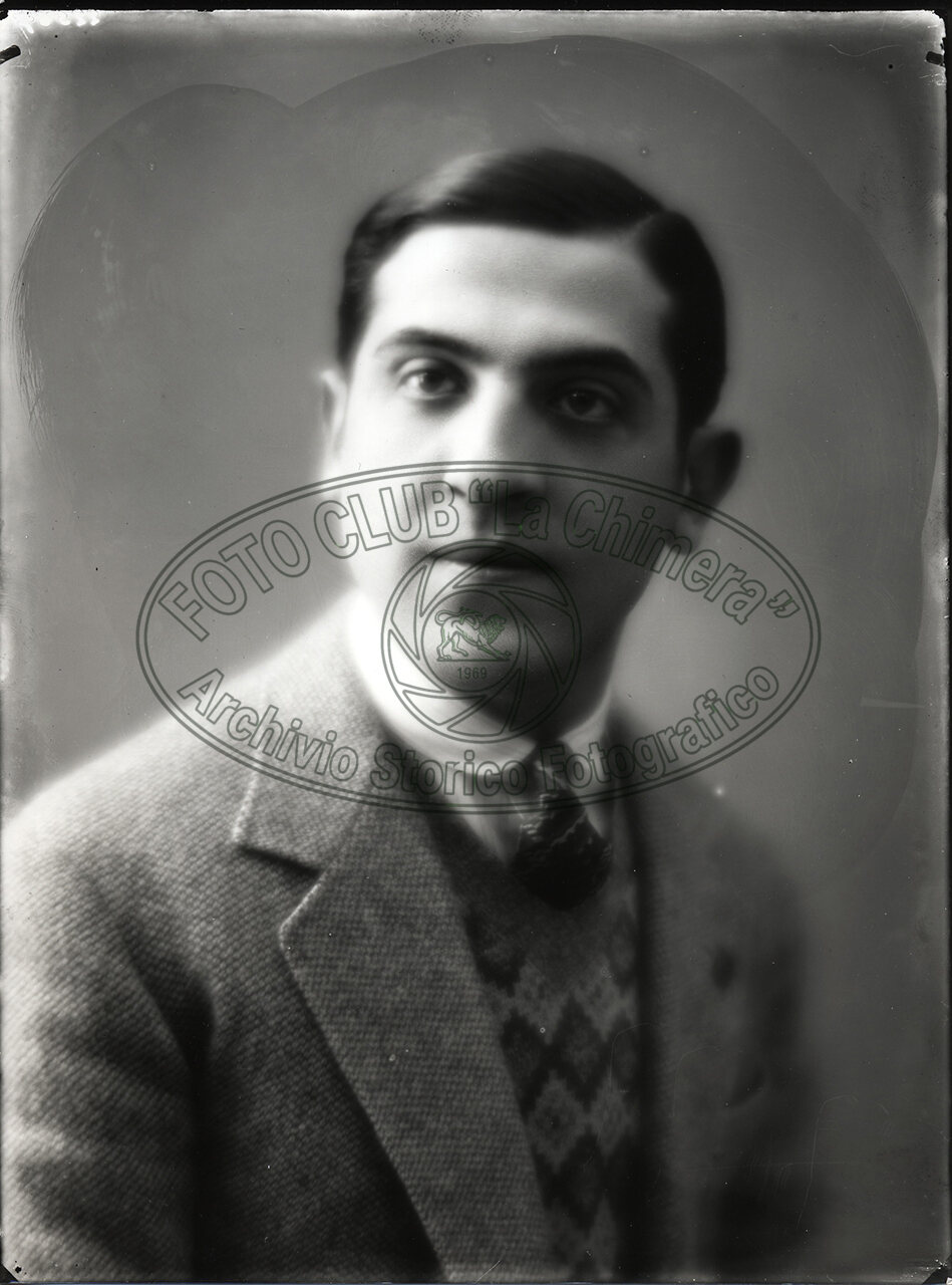 Ritratto Di Uomo