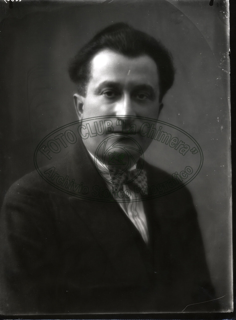Ritratto Di Uomo