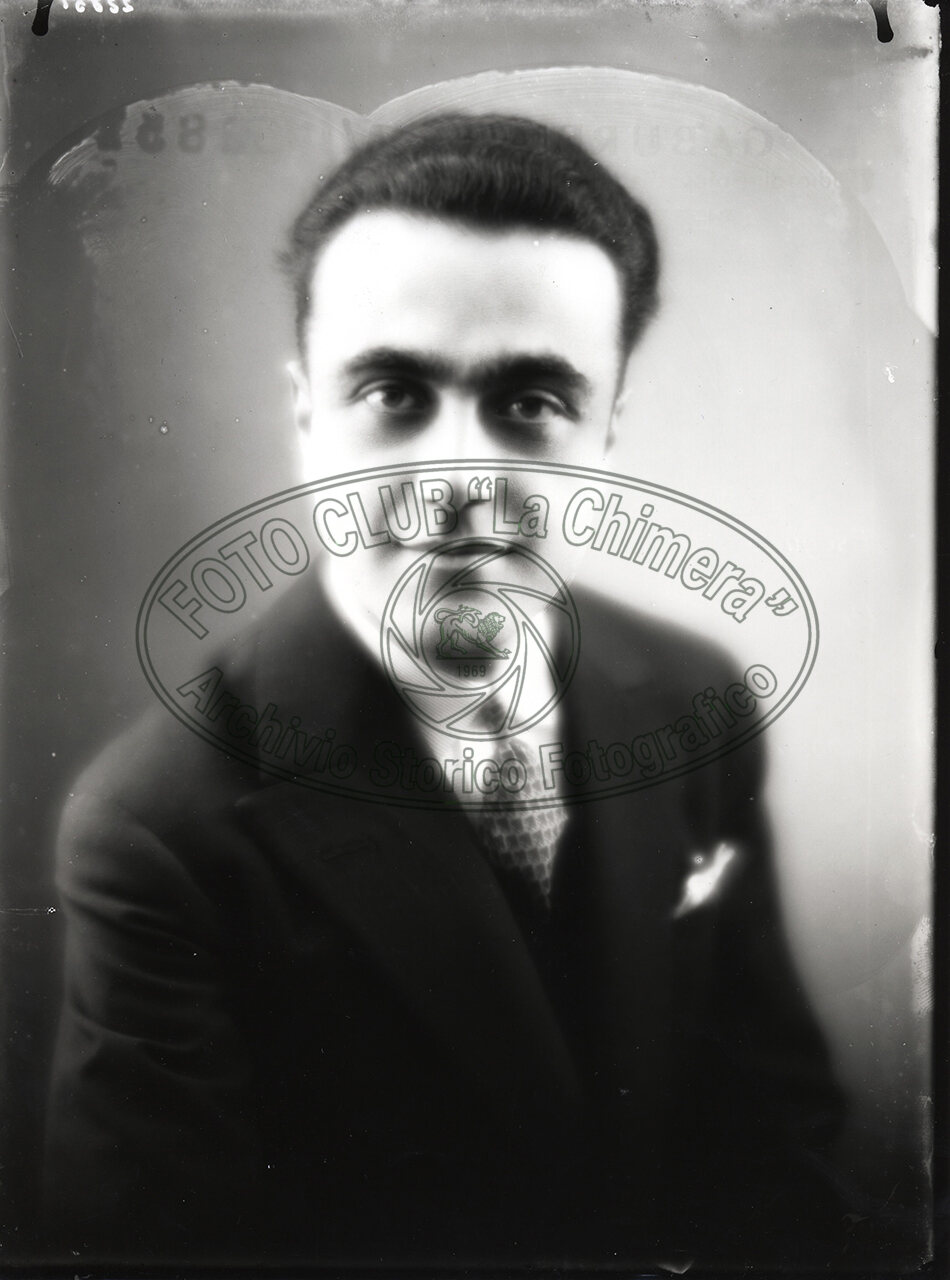 Ritratto Di Uomo