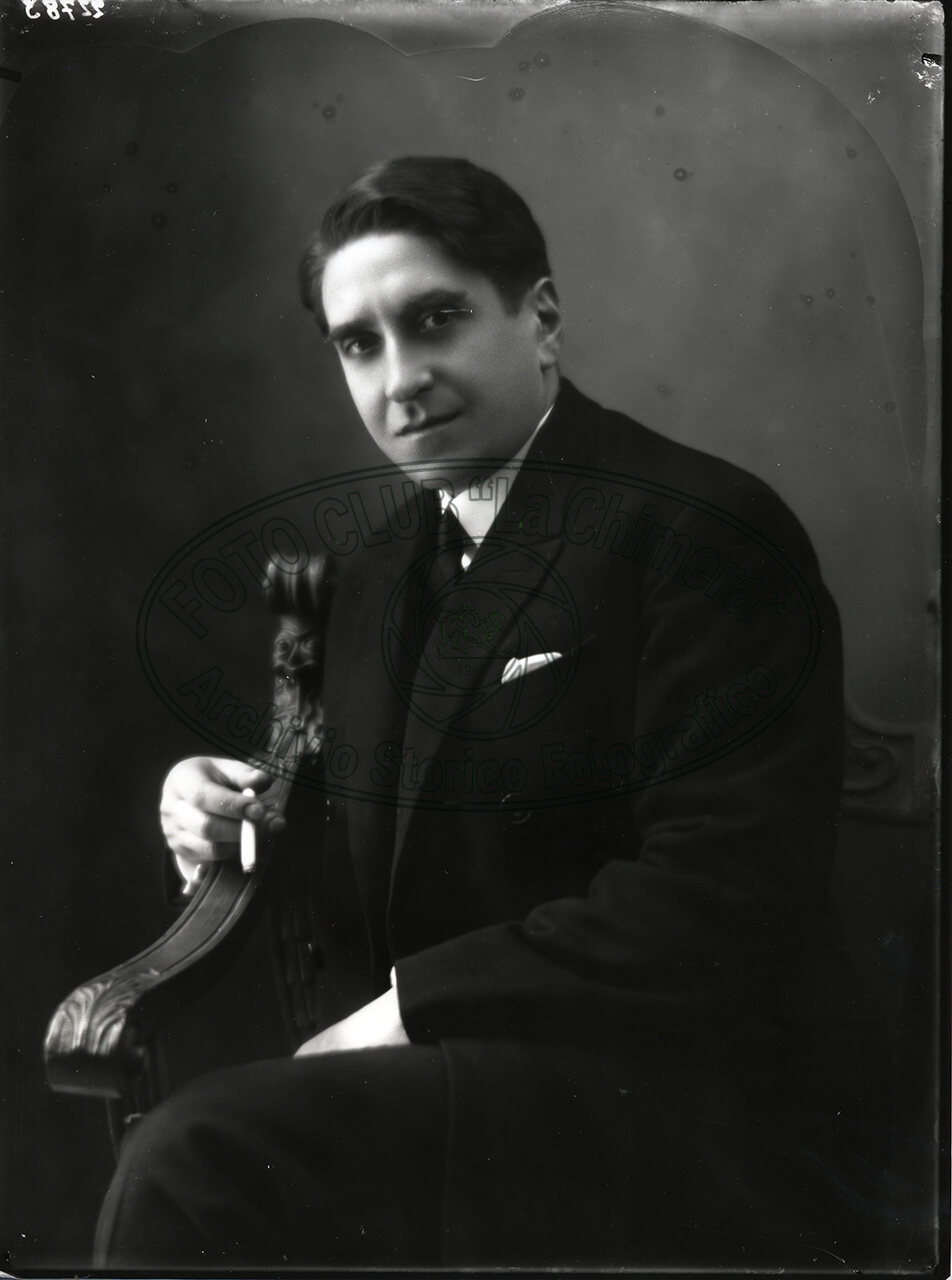 Ritratto Di Uomo