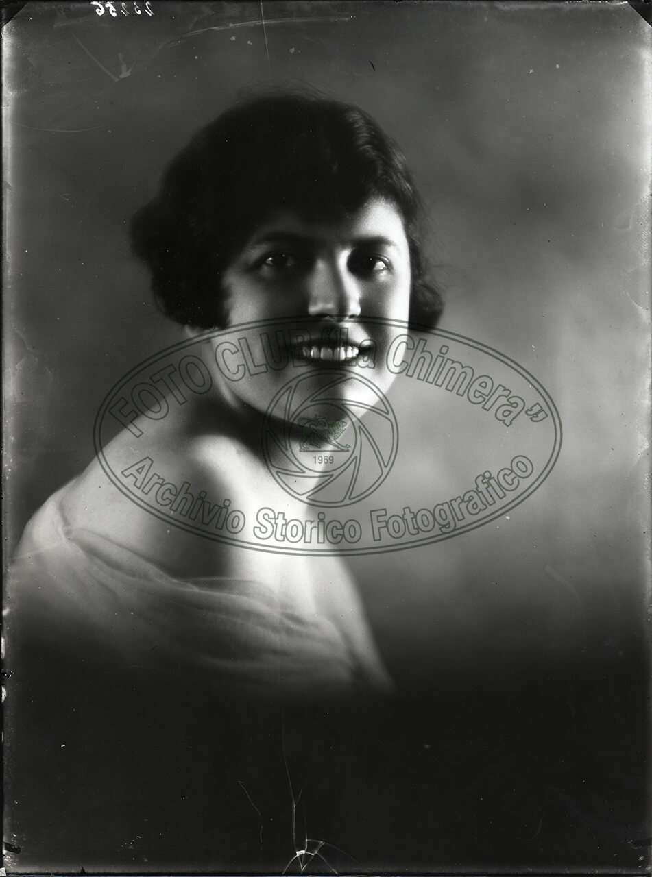 Ritratto Di Donna