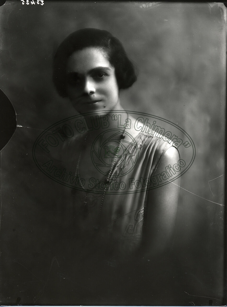 Ritratto Di Donna