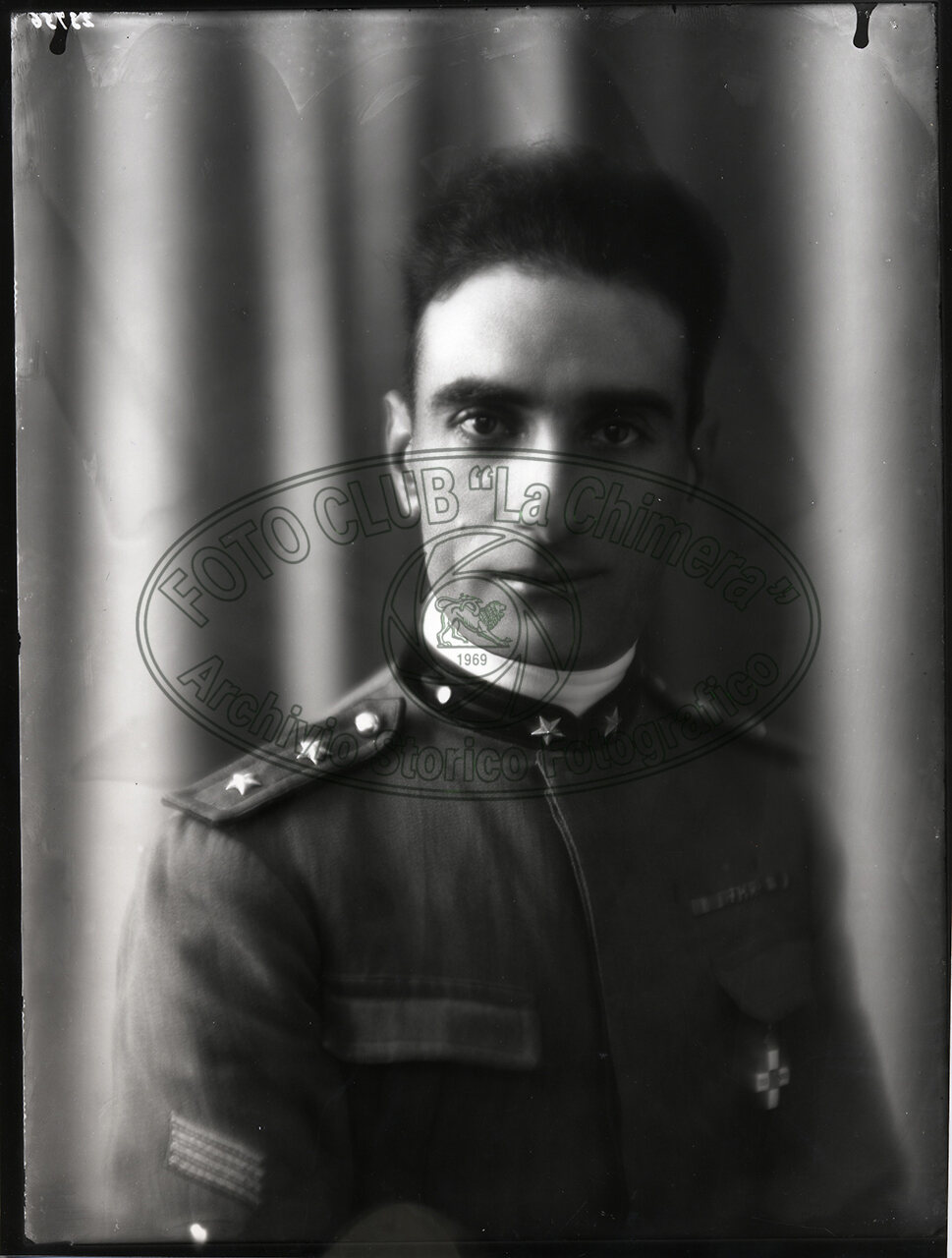 Ritratto Di Uomo In Divisa