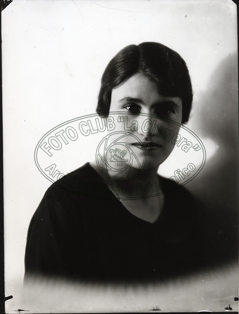 Ritratto Di Donna