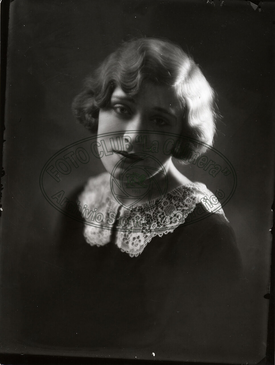 Ritratto Di Donna