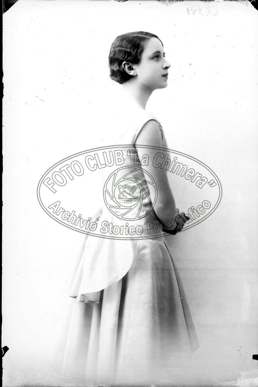 Ritratto Di Donna