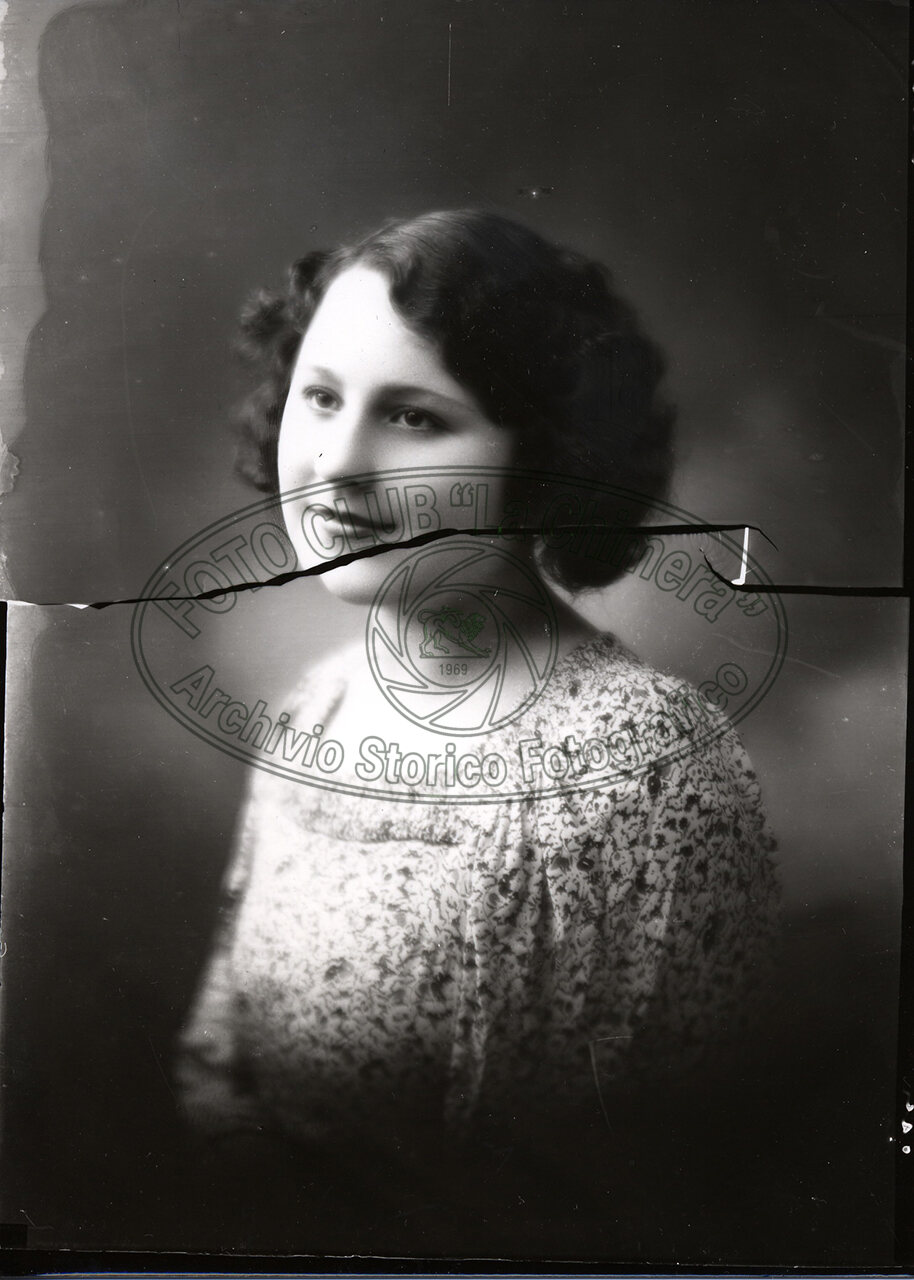 Ritratto Di Donna