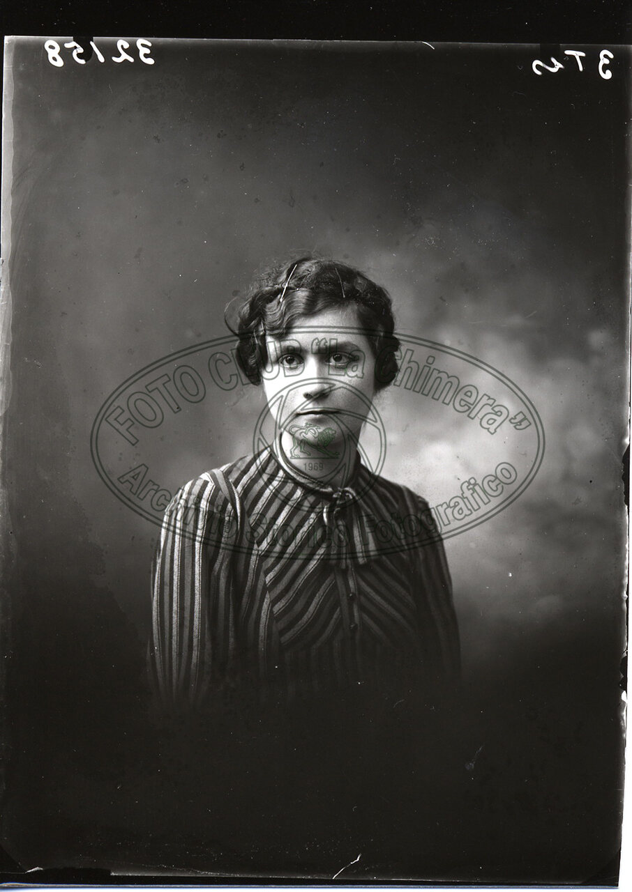 Ritratto Di Donna