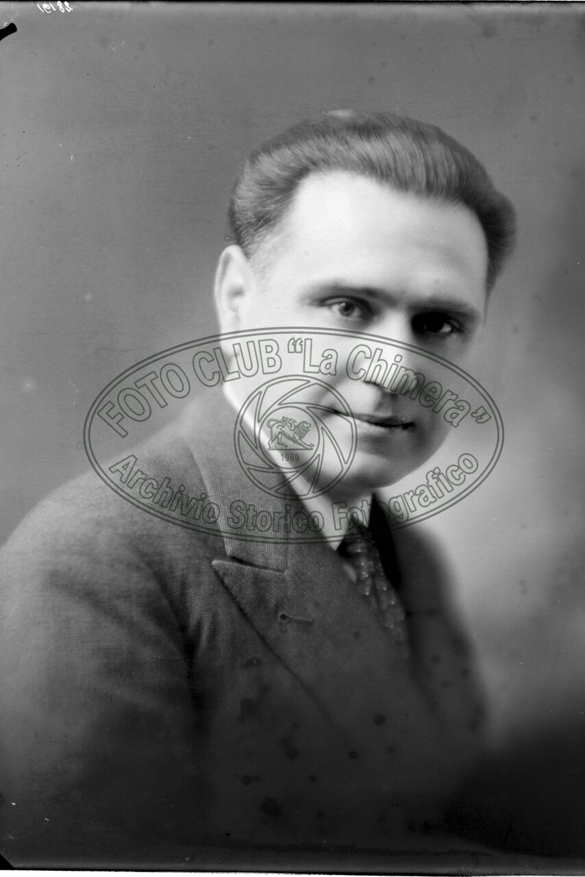 Ritratto Di Uomo