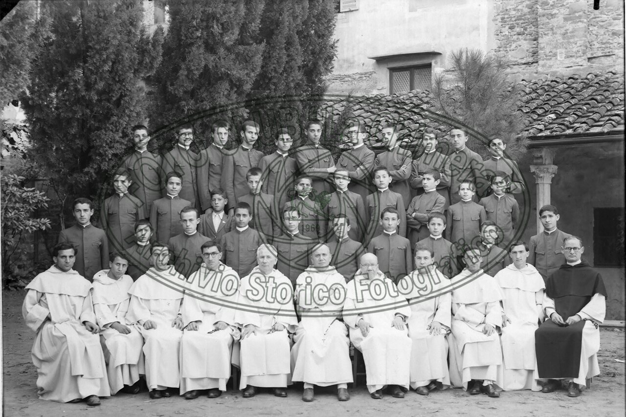 Ritratto Di Gruppo Collegiale
