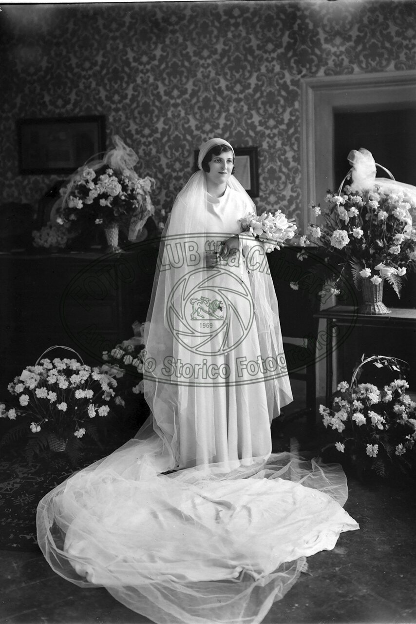 Ritratto Di Sposa