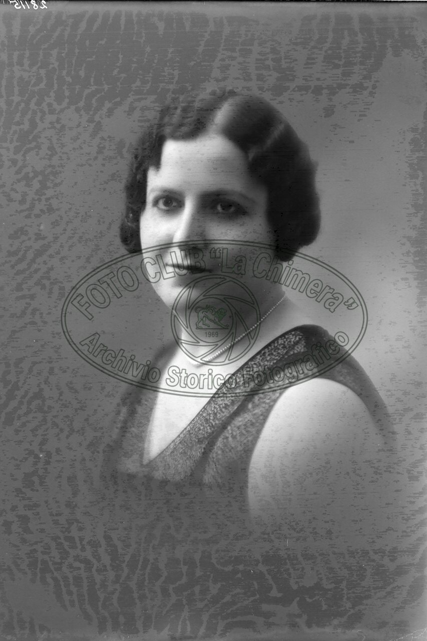 Ritratto Di Donna